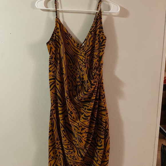 BCBGeneration Dresses & Skirts - BCBGeneration, 4, black/mustard